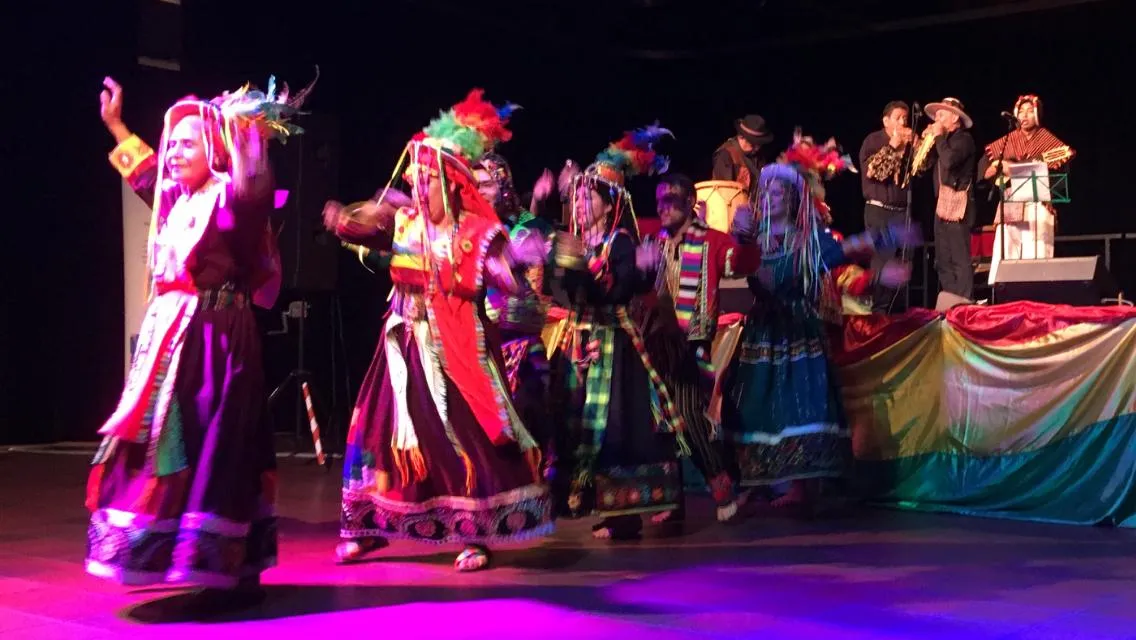 Verschiedene Tänze 3