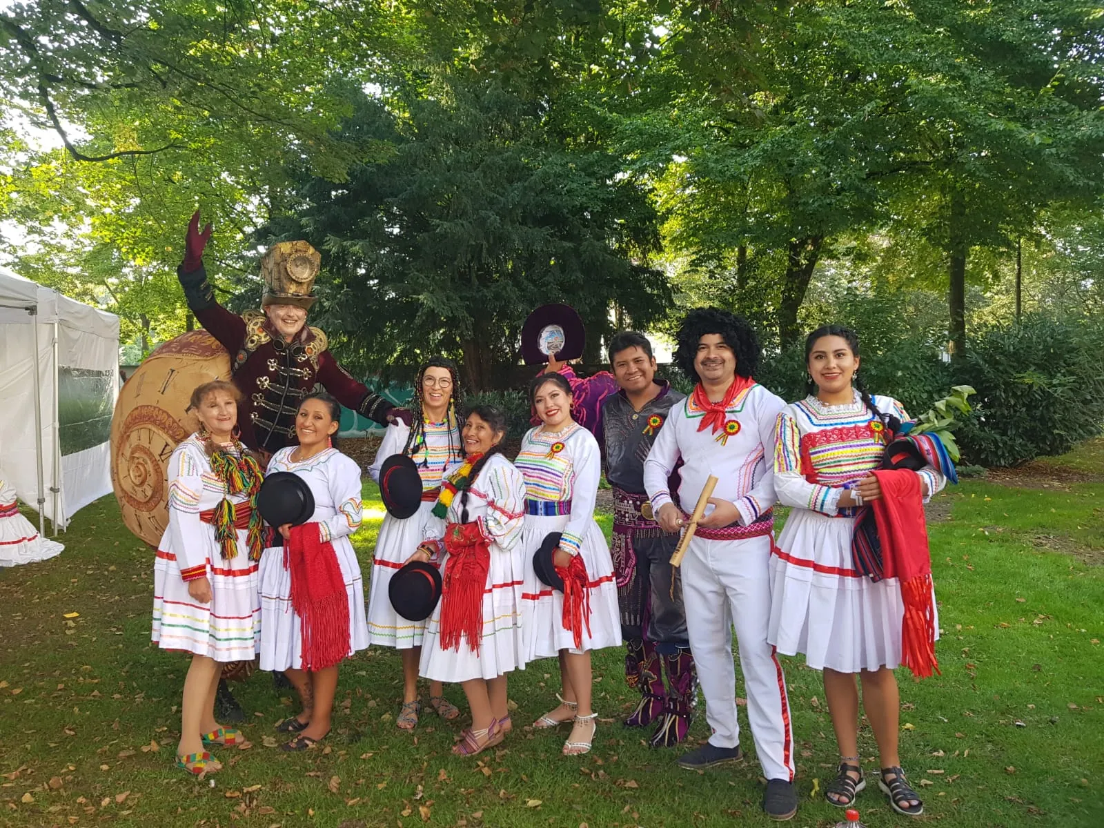 Verschiedene Tänze · Gruppenfotos 1